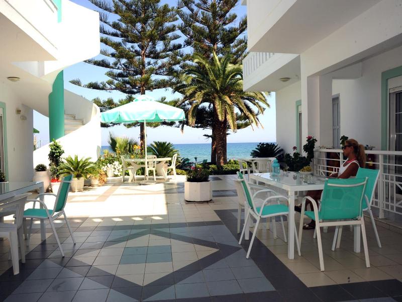 Kristall Suites image
