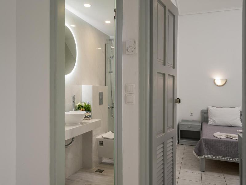 Kristall Suites image