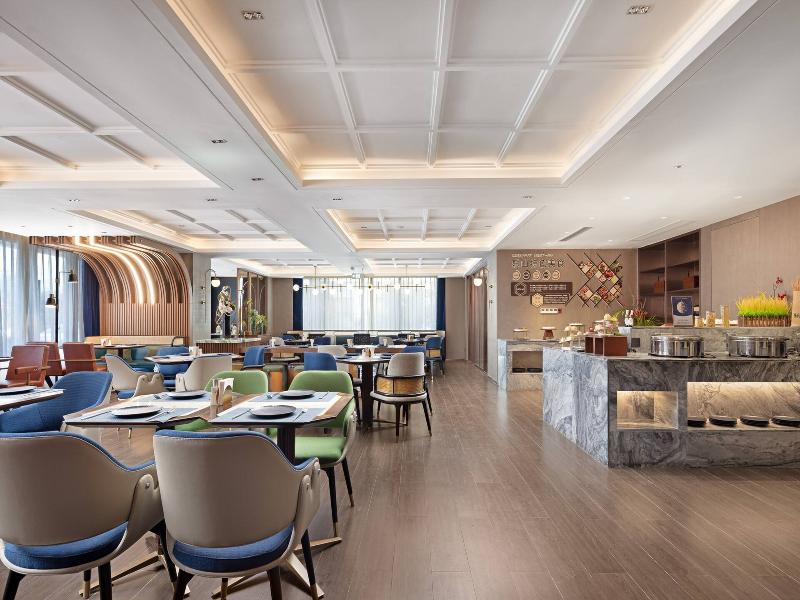 Hilton Garden Inn Leshan Shizhong image 2