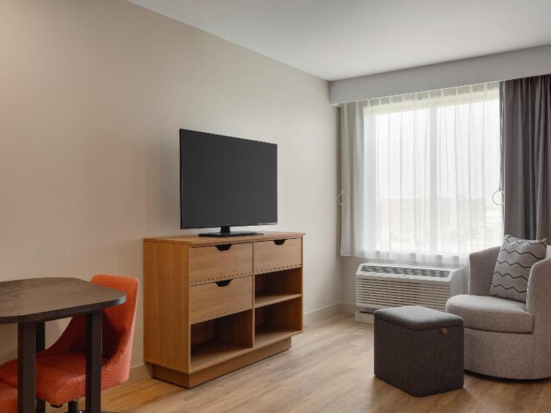 Livsmart Studios By Hilton Kokomo image