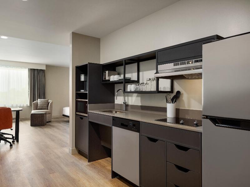 Livsmart Studios By Hilton Kokomo image