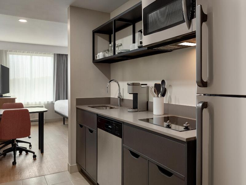 Livsmart Studios By Hilton Kokomo image
