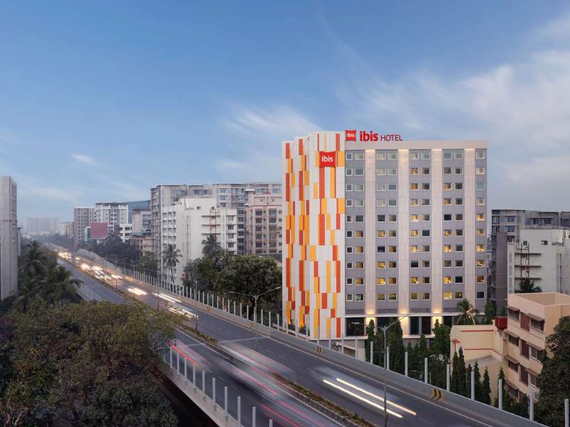Ibis Mumbai BKC image