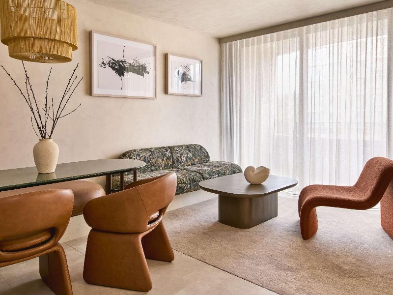 Mondrian Gold Coast image