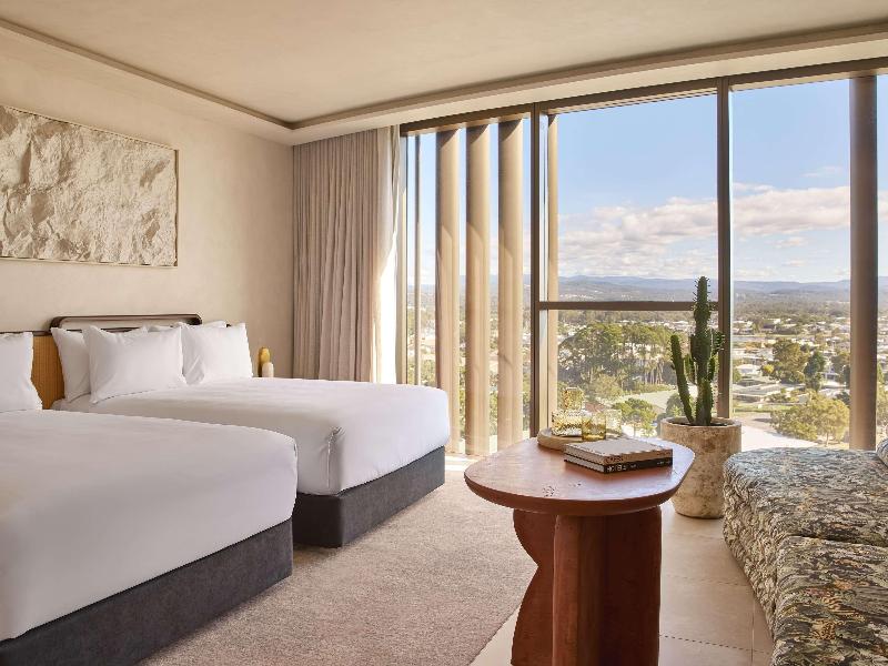 Mondrian Gold Coast image