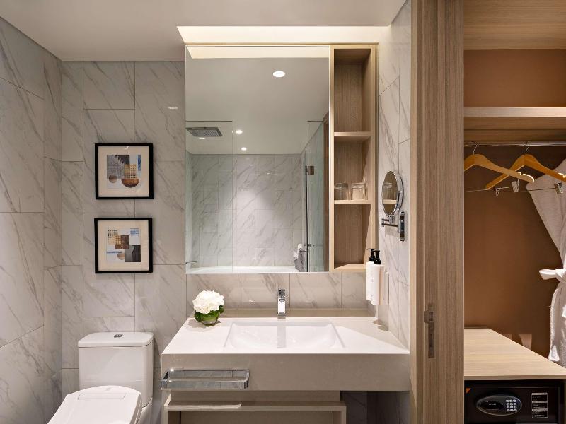 Swissotel Living Jakarta Mega Kuningan image