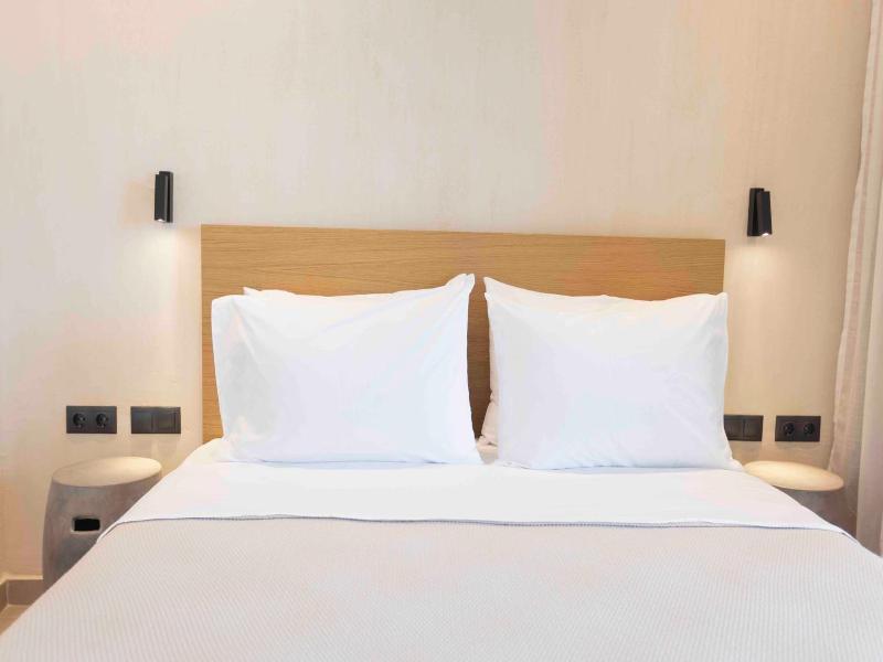 Pnoes Luxury Suites