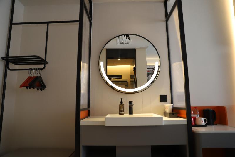 Ibis Hotel (Bai Shan Hun Jiang Street Wanda Plaza) image