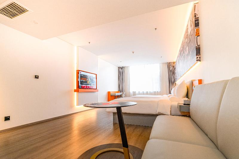 Ibis Hotel (Bai Shan Hun Jiang Street Wanda Plaza) image