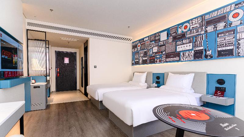Ibis Hotel (Bai Shan Hun Jiang Street Wanda Plaza) image