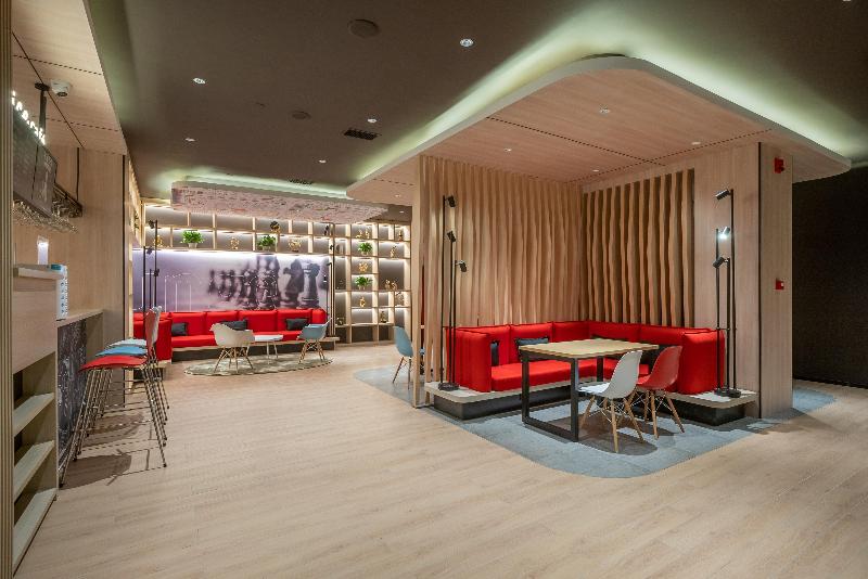 Ibis Hotel (Jinchang Guofang Plaza) image