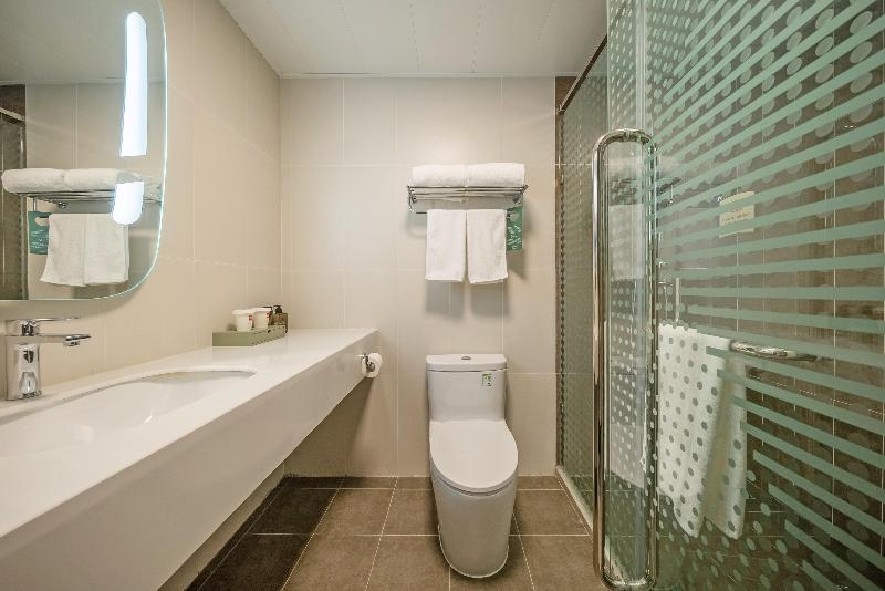 Ibis Hotel (Jinchang Guofang Plaza) image