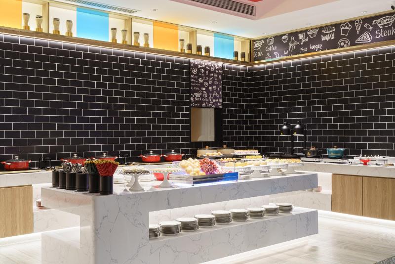 Ibis Hotel (Maoming Cultural Square) image