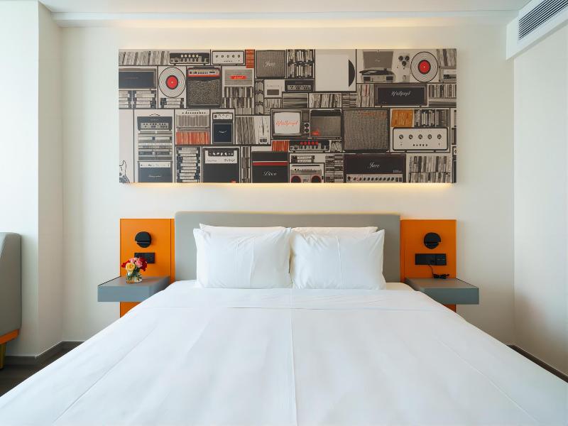 Ibis Hotel (Maoming Cultural Square) image