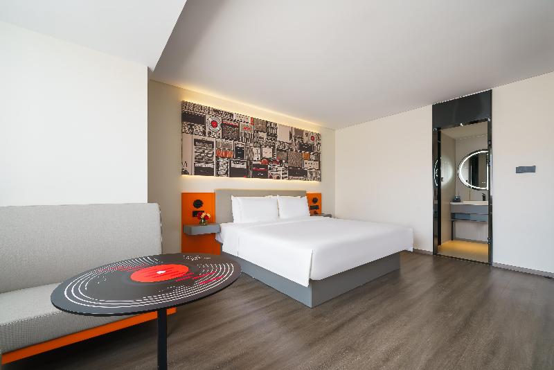 Ibis Hotel (Maoming Cultural Square) image