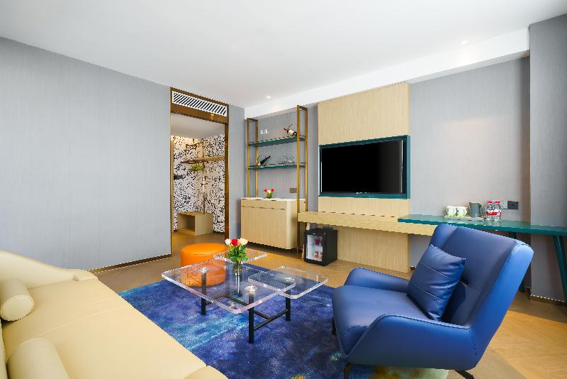 Ibis Hotel (Maoming Cultural Square) image