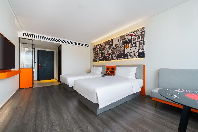 Ibis Hotel (Maoming Cultural Square) image