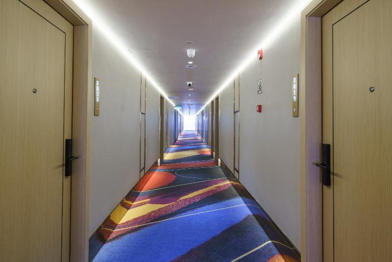 Ibis Hotel (Maoming Cultural Square) image
