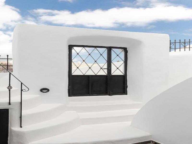 Doukas Caldera Suites Fira 2