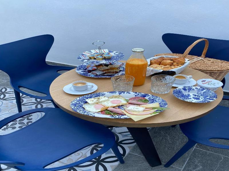 Doukas Caldera Suites Fira — photo 14