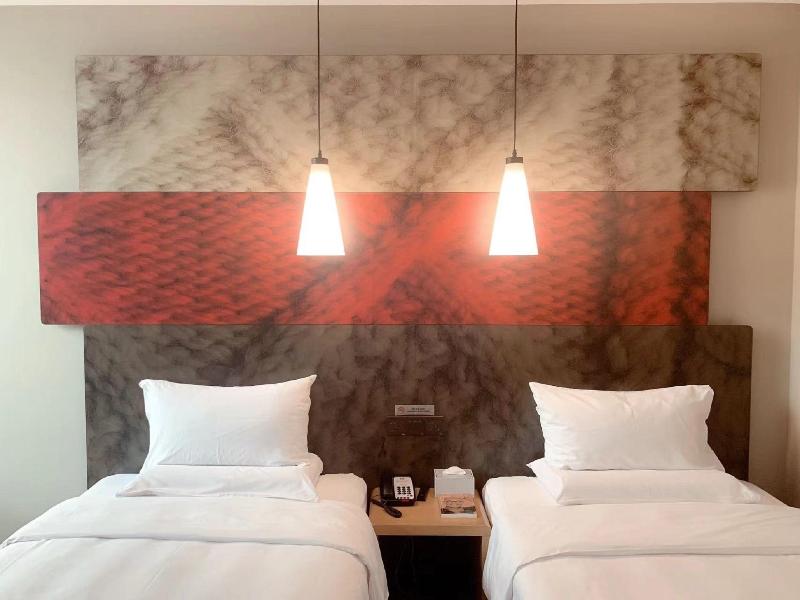 Ibis Hotel Xianyang Qidi Science Park Baima River image