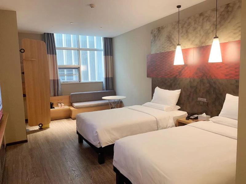 Ibis Hotel Xianyang Qidi Science Park Baima River image