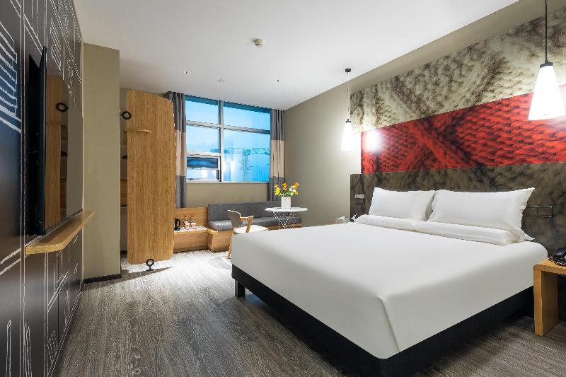 Ibis Hotel Xianyang Qidi Science Park Baima River image