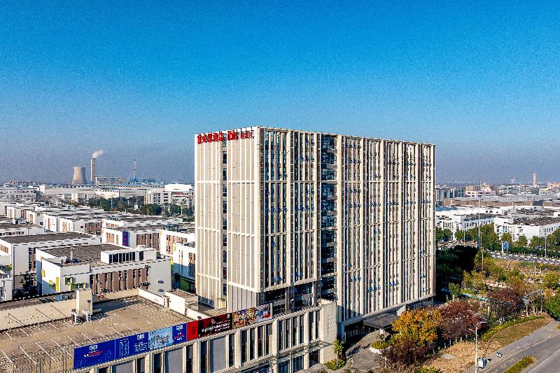Ibis Hotel (Haiyan Economic Development Zone) image