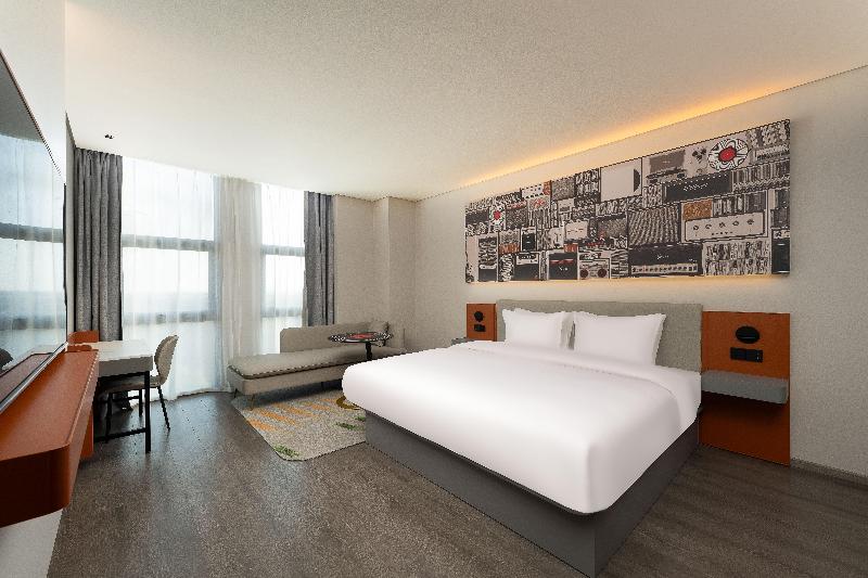 Ibis Hotel (Haiyan Economic Development Zone) image