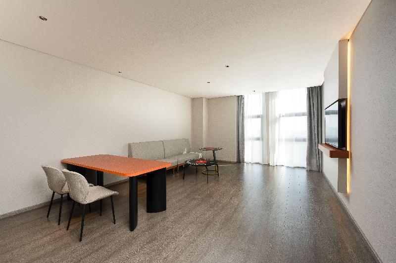 Ibis Hotel (Haiyan Economic Development Zone) image