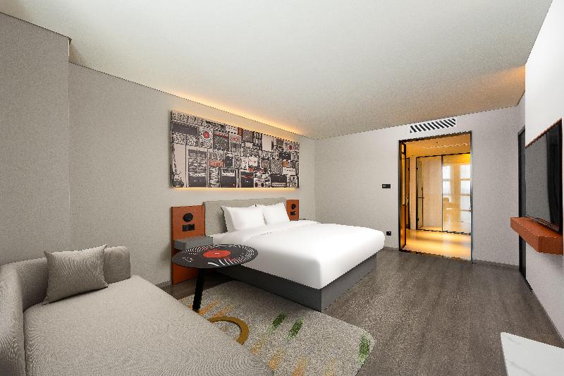 Ibis Hotel (Haiyan Economic Development Zone) image