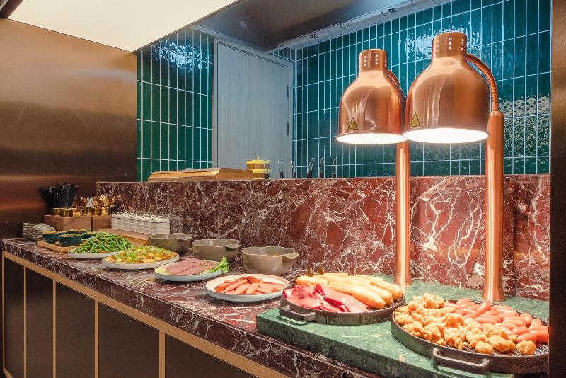 Ibis Hotel Baoji South Station High Tech Area image