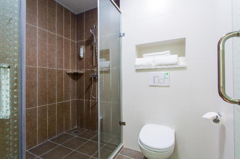 Ibis Hotel Baoji South Station High Tech Area image