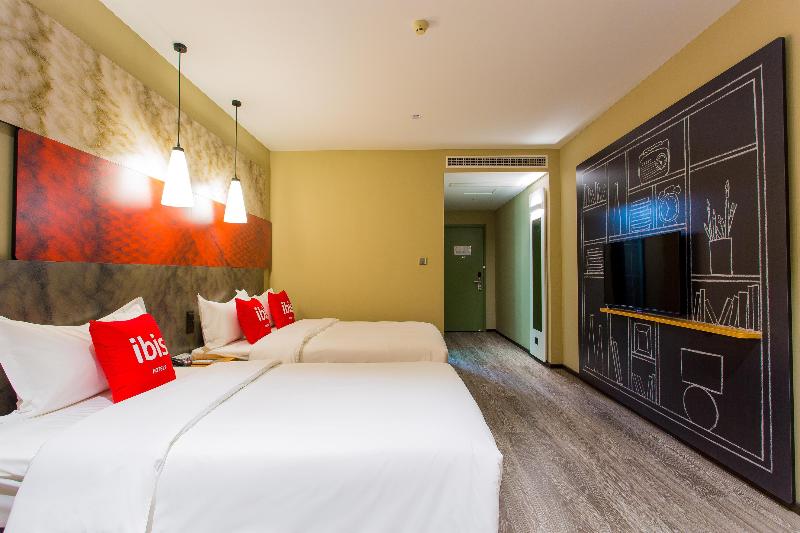 Ibis Hotel Baoji South Station High Tech Area image