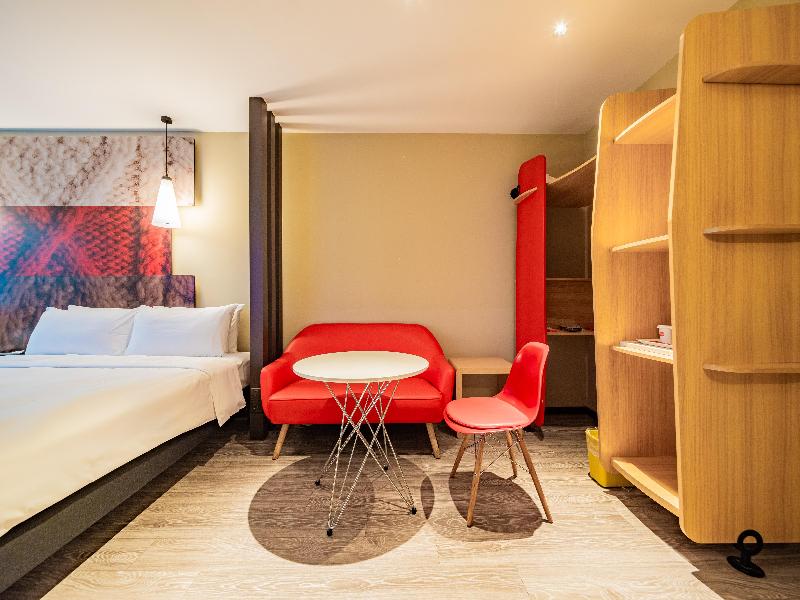Ibis Hotel Chengdu Kuanzhai Alleys Center