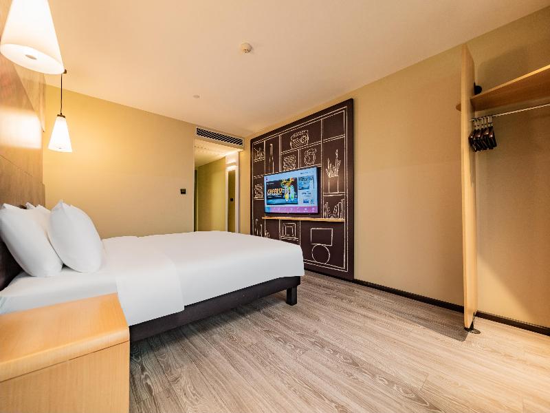 Ibis Hotel Chengdu Kuanzhai Alleys Center