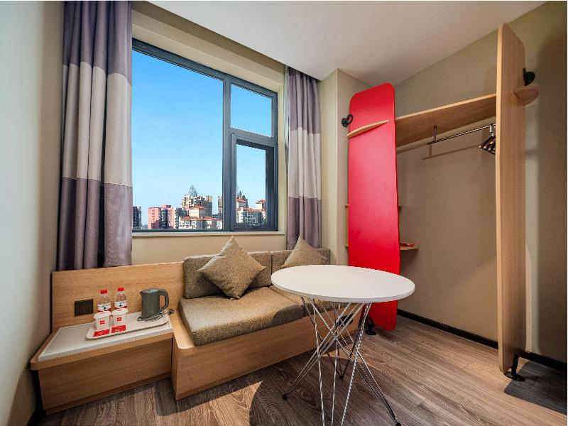 Ibis Hotel Chengdu Kuanzhai Alleys Center