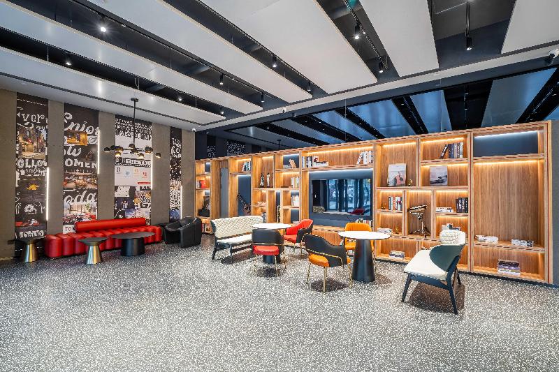 Ibis Hotel (Golmud Kunlun Garden) image