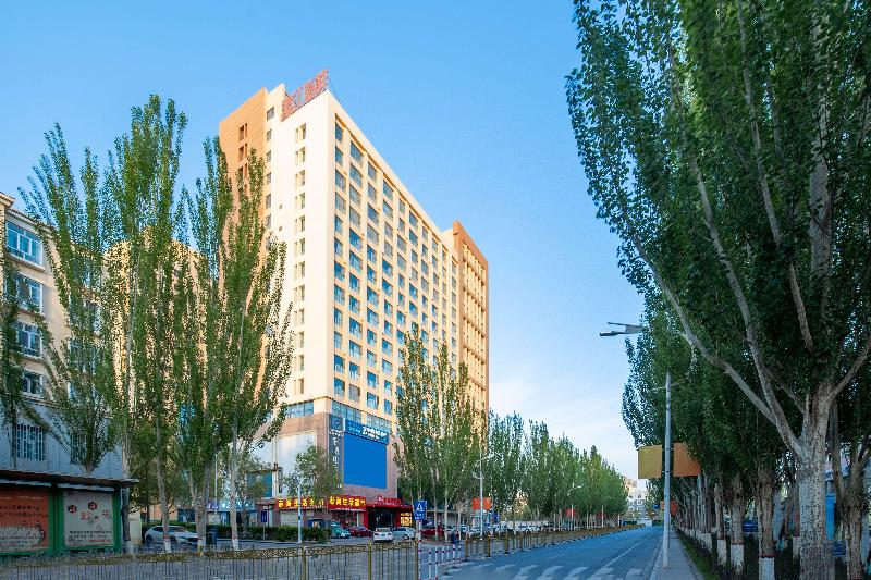 Ibis Hotel (Golmud Kunlun Garden) image