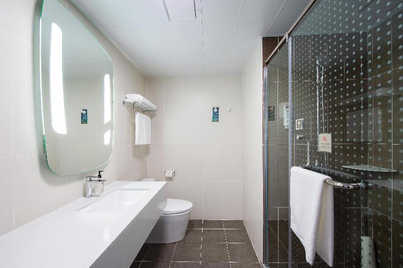 Ibis Hotel Tongliao Gan Qi Ka Administration Cent image
