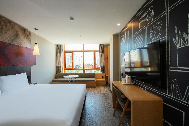 Ibis Hotel Tongliao Gan Qi Ka Administration Cent image