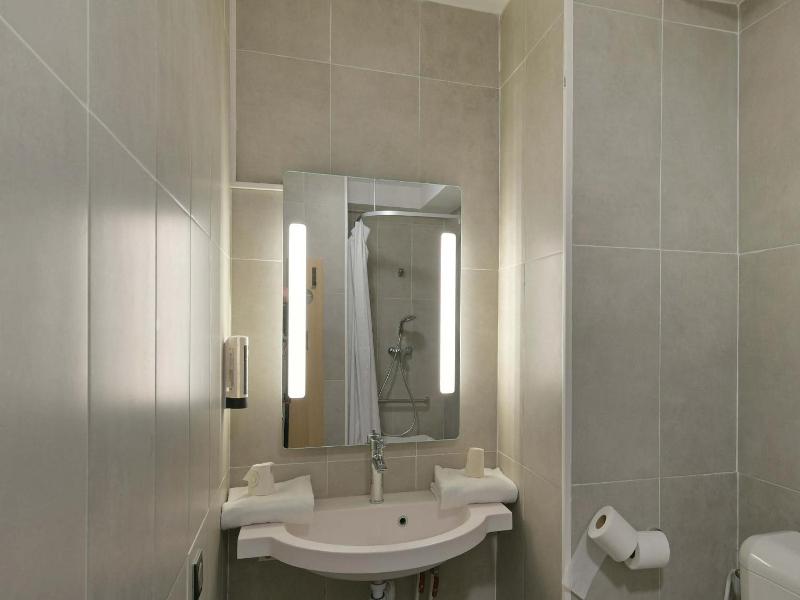 B Amp B Hotel Le Mans Nord 2 image