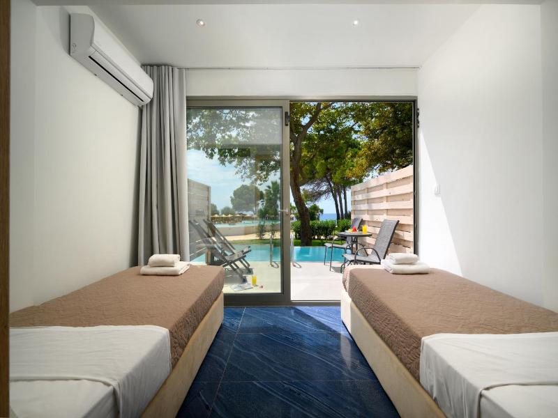 Ninos Grand Beach Hotel Resort image
