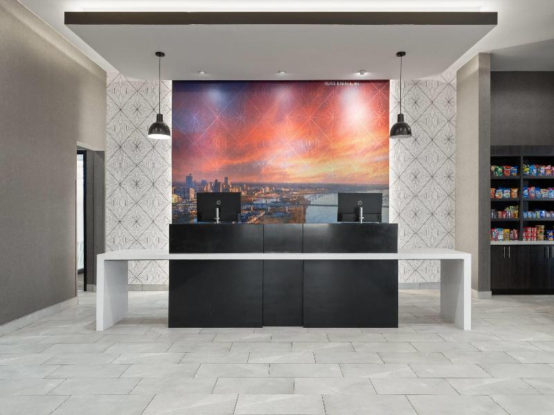La Quinta Inn & Suites By Wyndham Olive Branch image