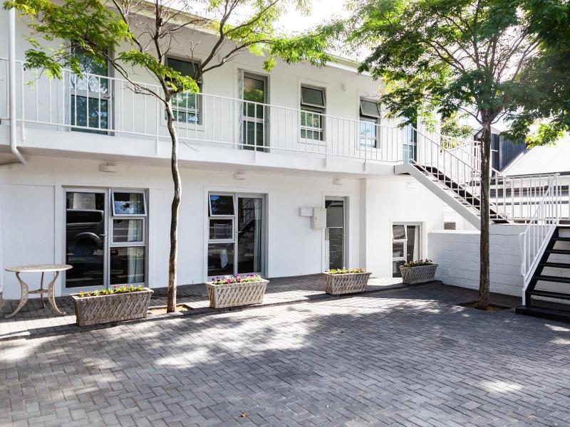 Skinkikofi Guest House