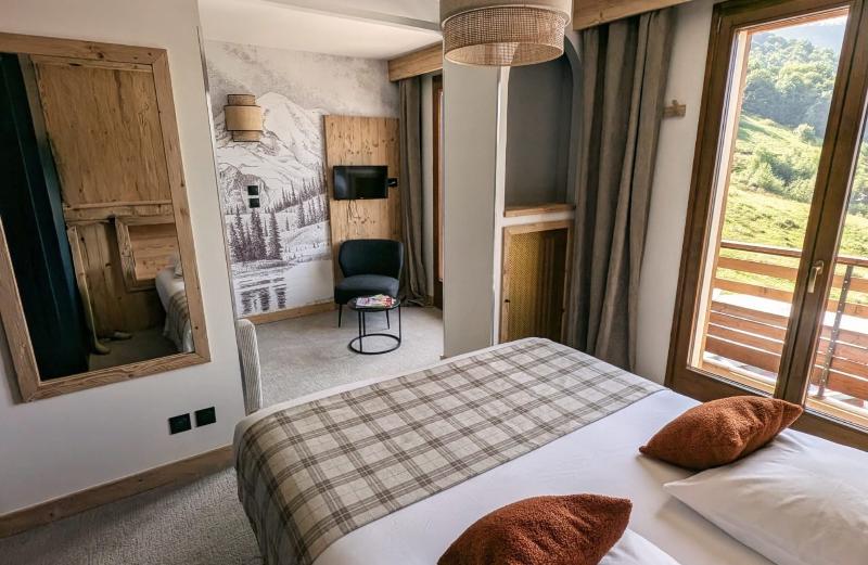 Bed room