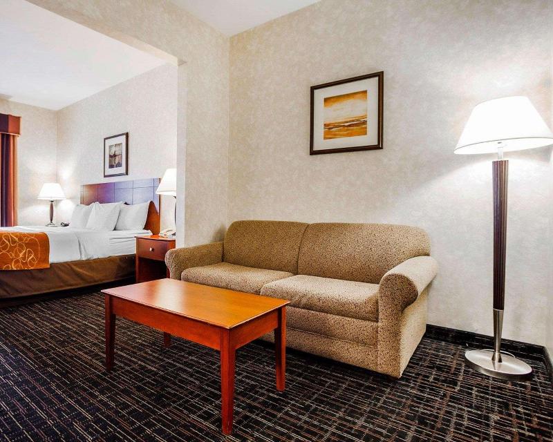 Hotel Comfort Suites (Independence)