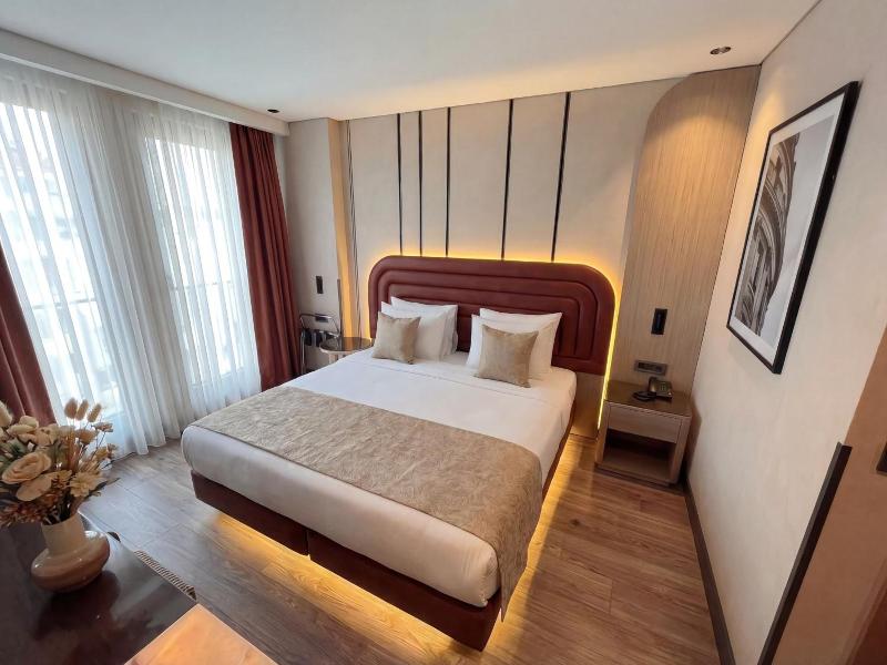 Edition Old City Hotel image