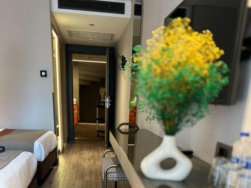 Edition Old City Hotel image