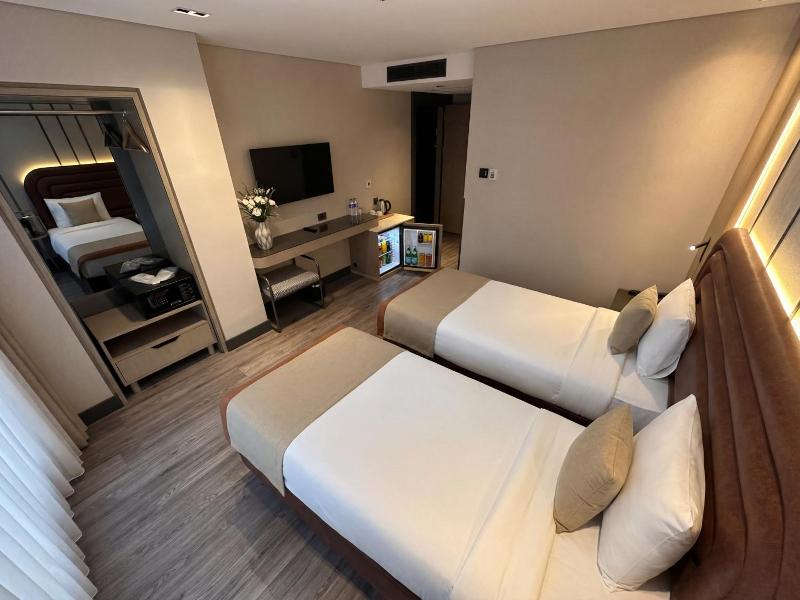 Edition Old City Hotel image